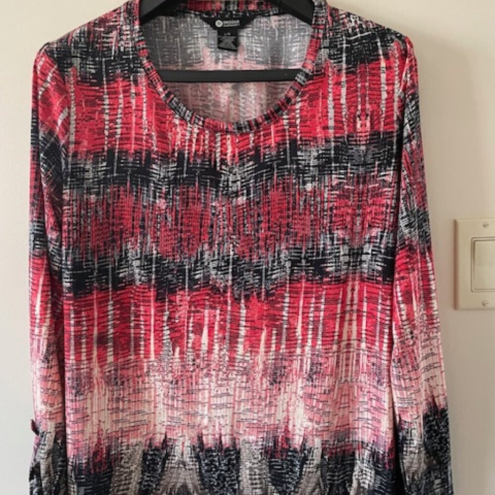 Haggar Women Red/Black Pattern Long Sleeve Top – Size L